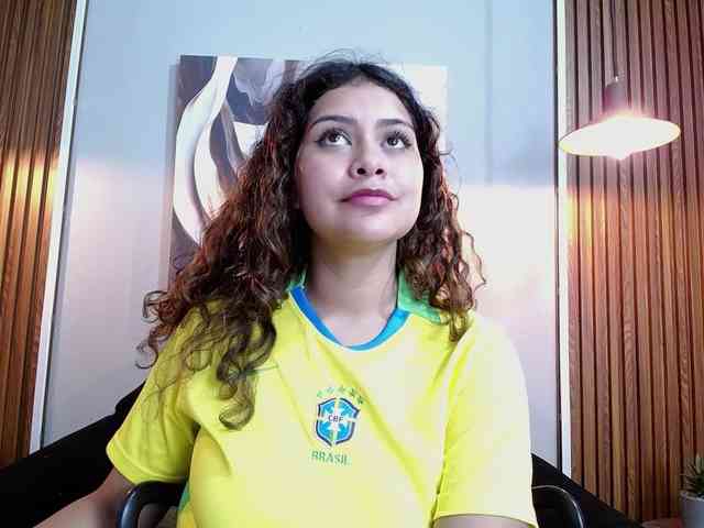 CurlyDani CurlyDani