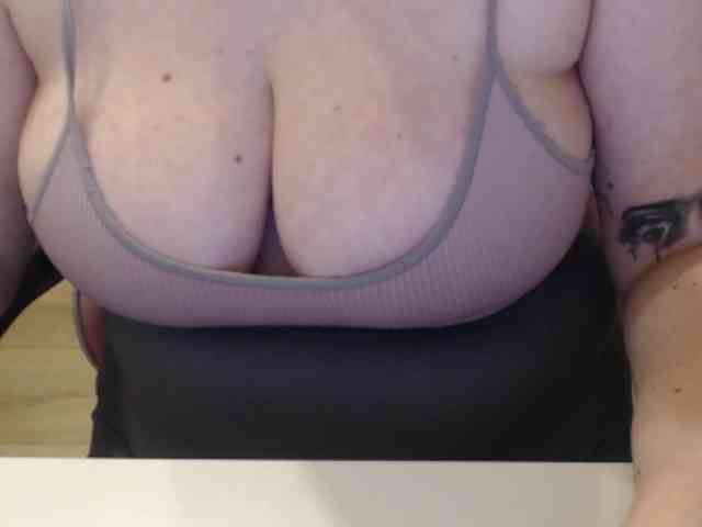 peachyshow webcam