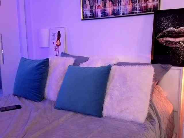 LadyAnn webcam