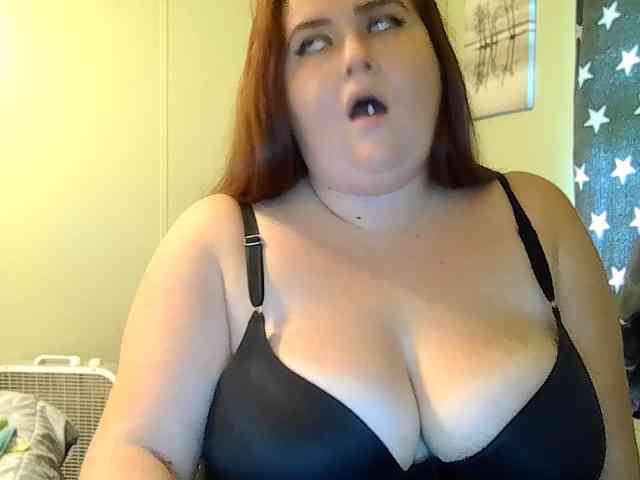 CarleeRay Live Webcam on BongaCams