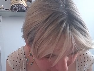 Lady_in_Red Porn Show