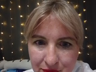 Lady_in_Red Porn Show