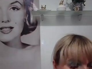 Lady_in_Red Porn Show