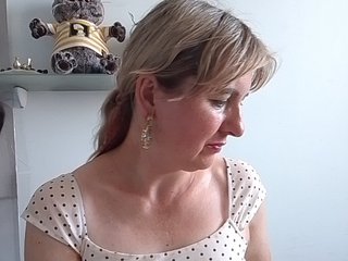 Lady_in_Red