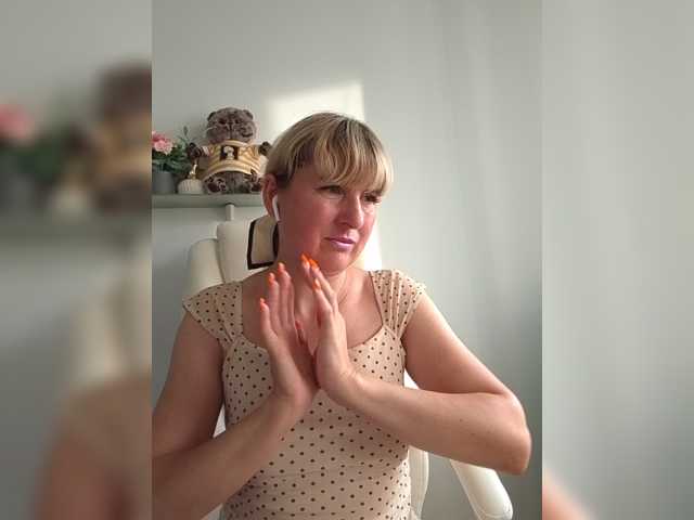 Tatyana, live now on BongaCams