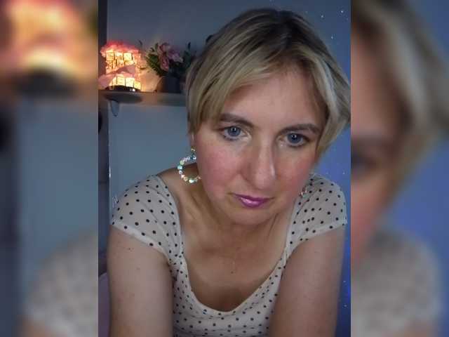 Lady_in_Red