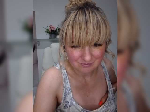 Lady_Tatyana live cam