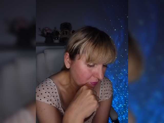 le modèle Lady_Tatyana est en webcam porno dans un show sur le site bongacams, il possède les tags suivants: White/Caucasian,Blonde,Trimmed
