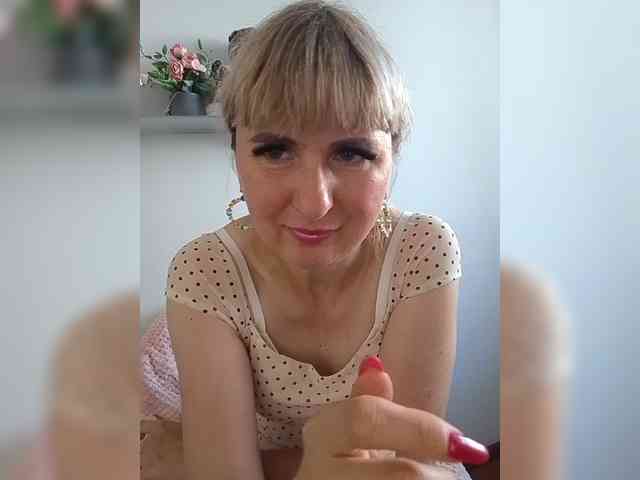Lady_in_Red