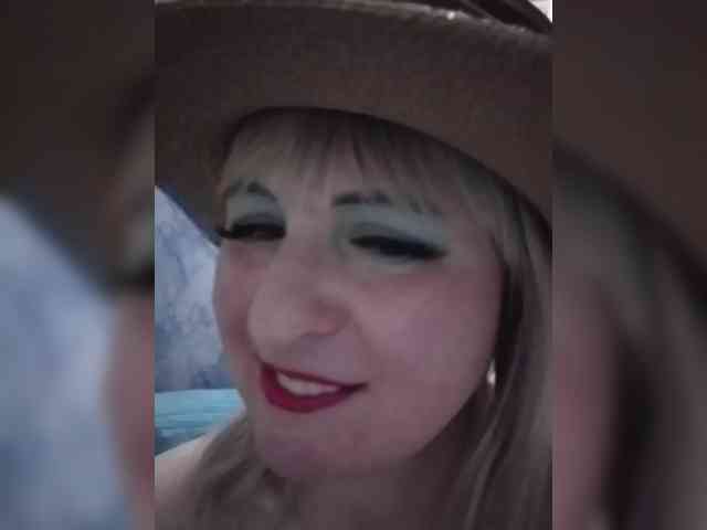 Lady_in_Red