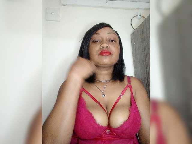 Sweetbunnypus Live Cam on BongaCams