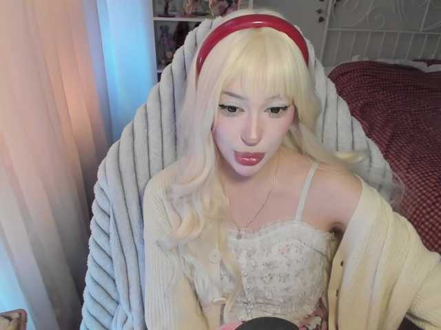 pickmedepartment live cam on BongaCams