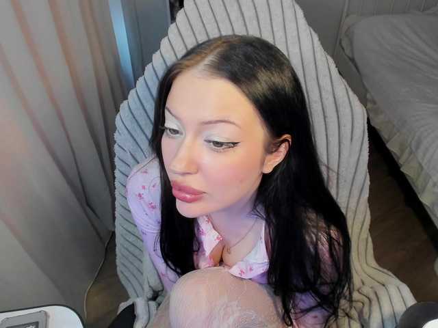 pickmedepartment live cam on BongaCams