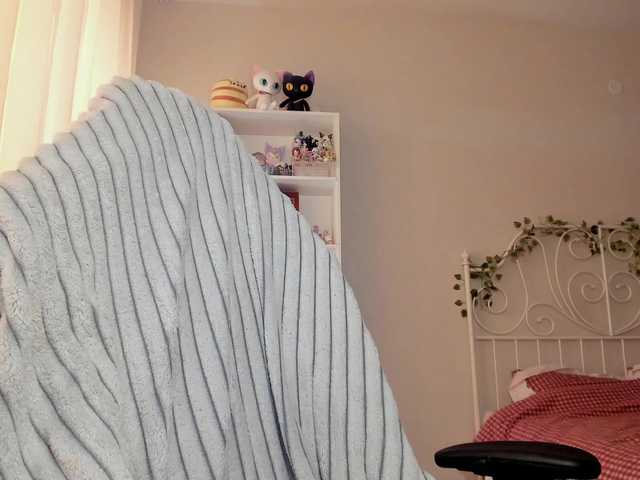 pickmedepartment live cam on BongaCams