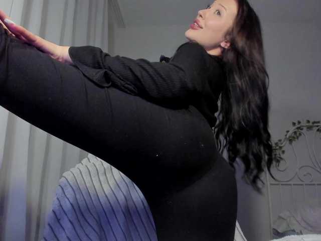 pickmedepartment live cam on BongaCams