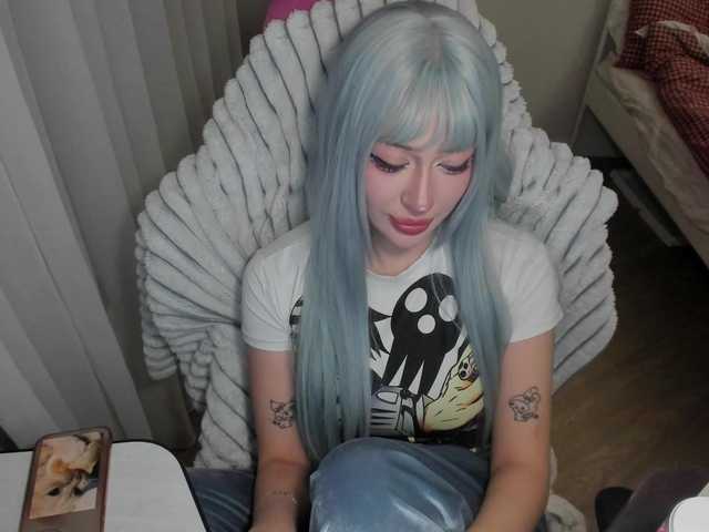 pickmedepartment live cam on BongaCams