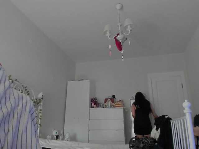 pickmedepartment live cam on BongaCams