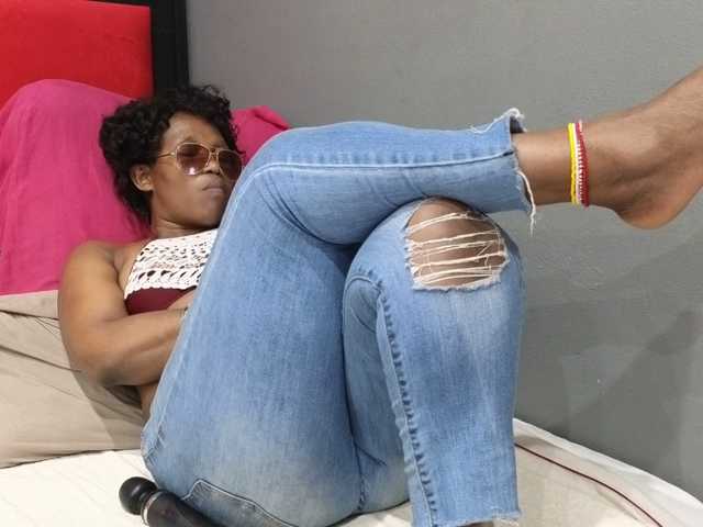 Sheila80 live cam preview