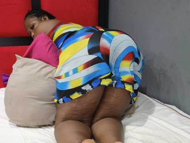 Sheila80 live cam preview