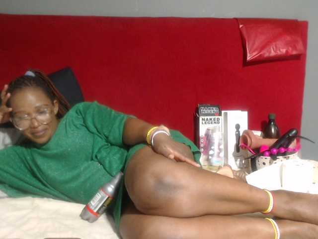 Sheila80 live cam on BongaCams