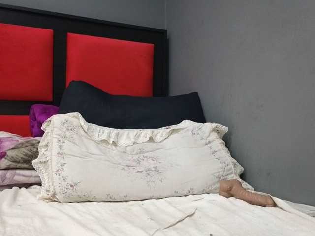 Sheila80 live cam preview
