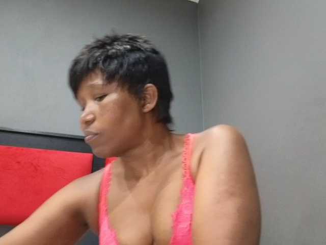 Sheila80 live cam preview
