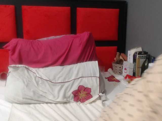 Sheila80 live cam preview