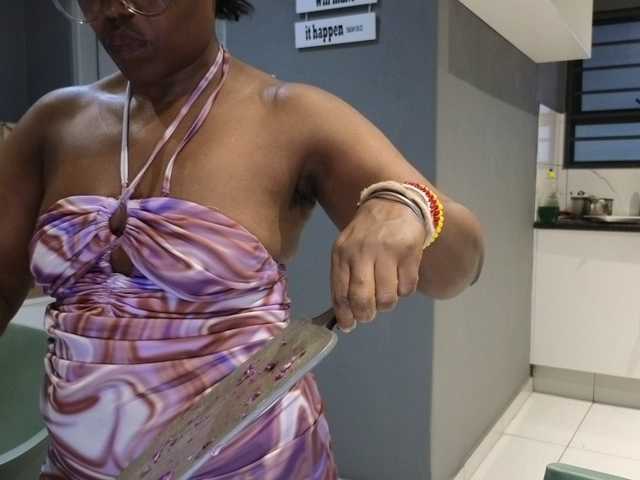 Sheila80 — live female cam