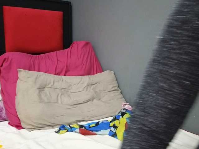Sheila80 live cam preview