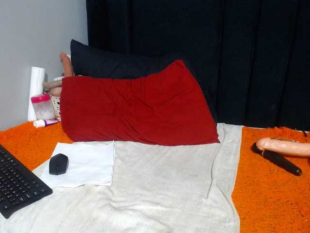 Sheila80 live webcam show