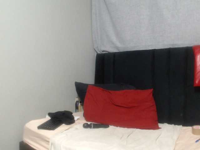 Sheila80 live webcam show