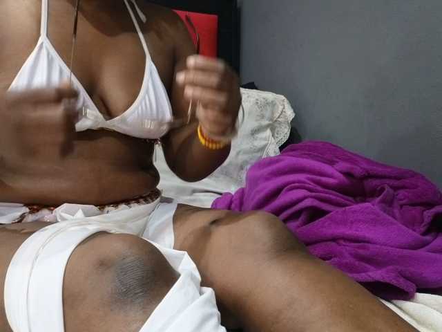 Sheila80 live cam preview