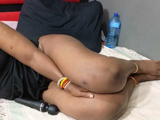 Sheila80 live cam on BongaCams