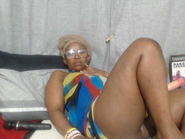 Sheila80's BongaCams show and profile