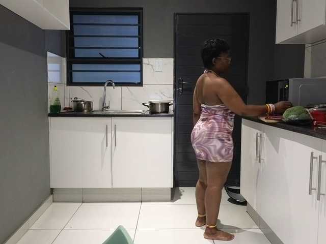 Sheila80