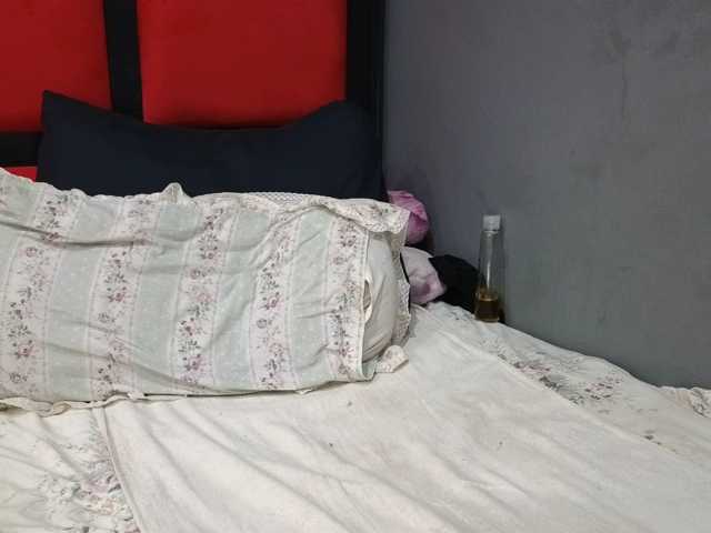 Sheila80 live cam on BongaCams