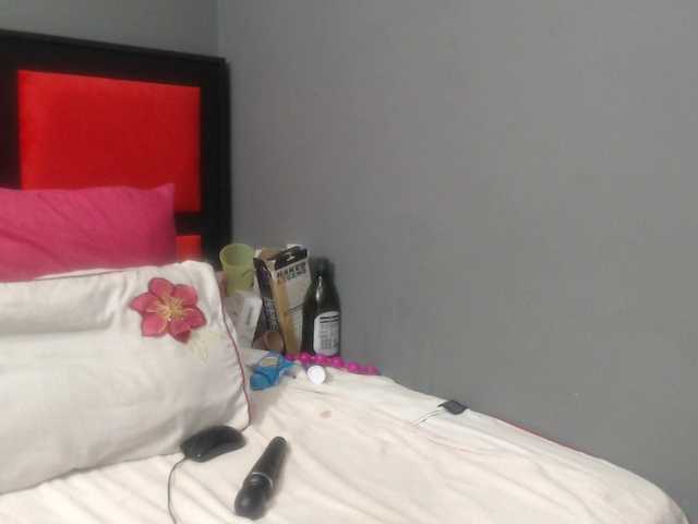 Sheila80 live cam preview