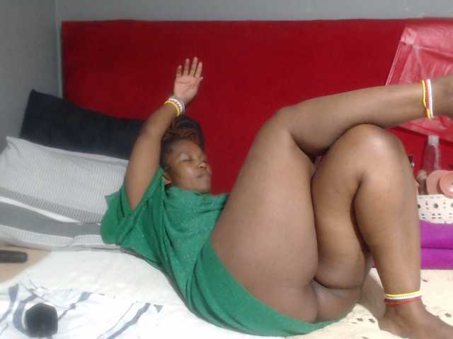 Sheila80 live cam on BongaCams