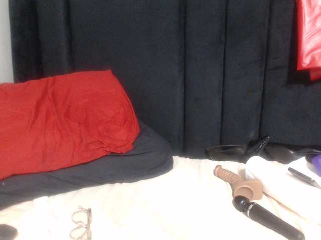 Sheila80 live cam on BongaCams