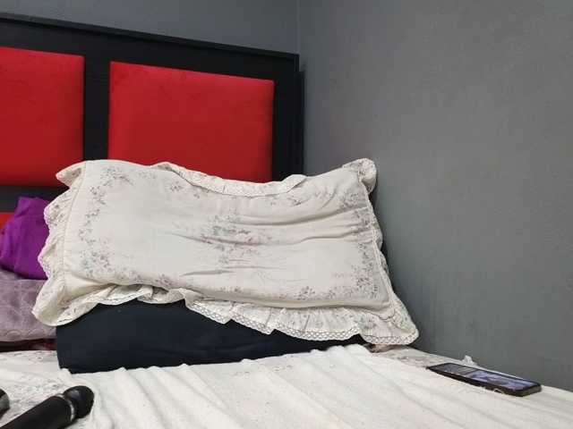 Sheila80 live cam preview