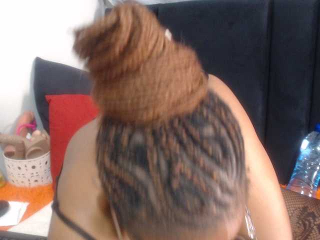 Sheila80 live webcam show