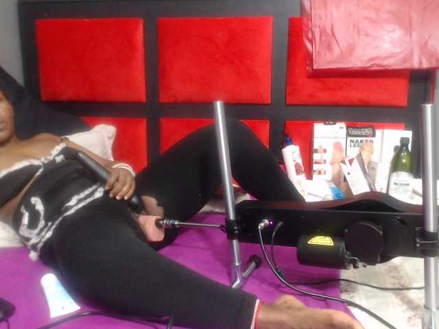 Sheila80 live cam preview