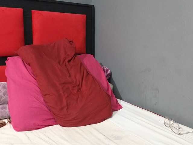 Sheila80 — live female cam