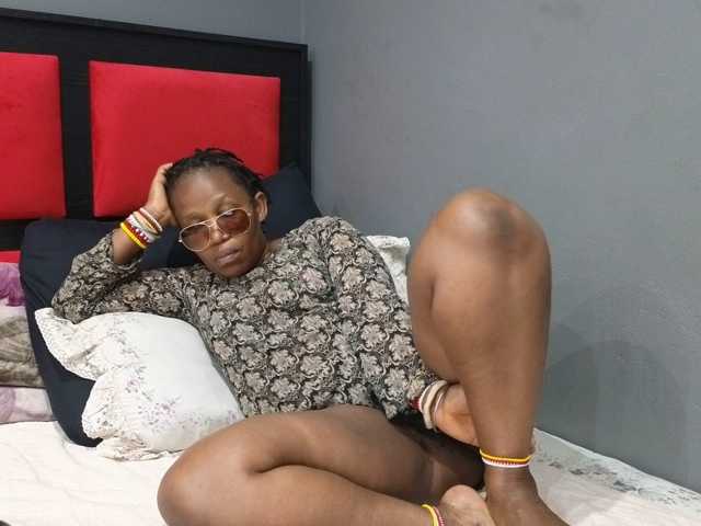 Sheila80 live cam preview