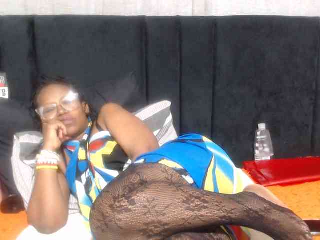 Sheila80 webcam