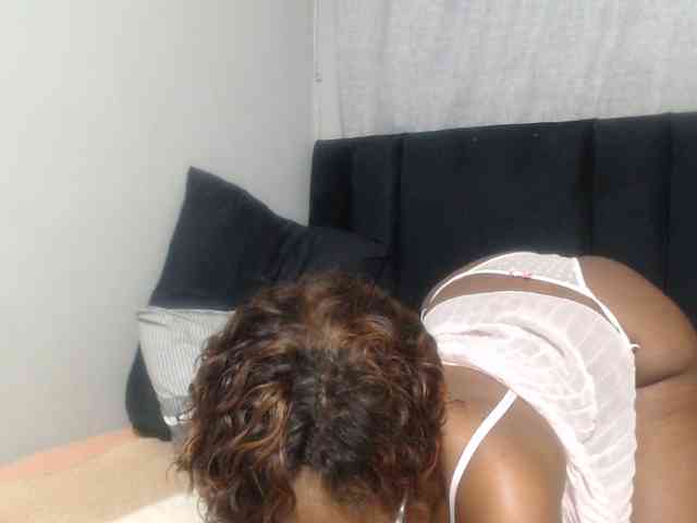 Sheila80 webcam