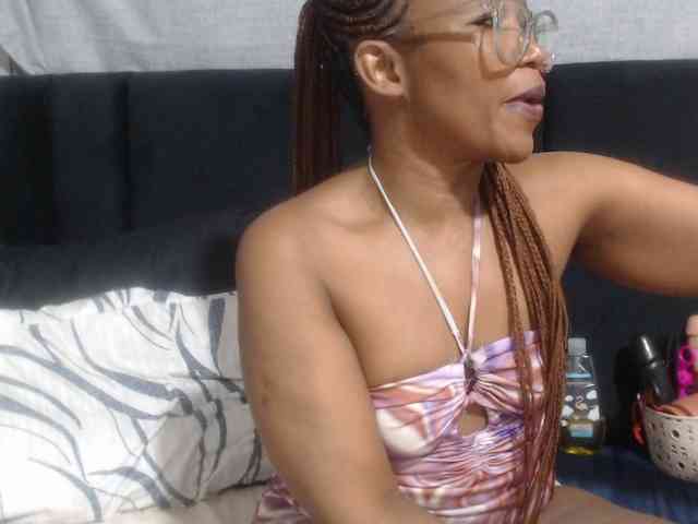 Sheila80 webcam