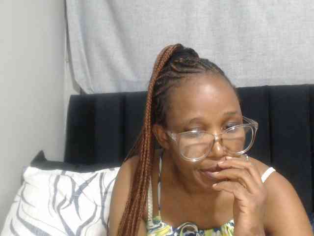 Sheila80 webcam