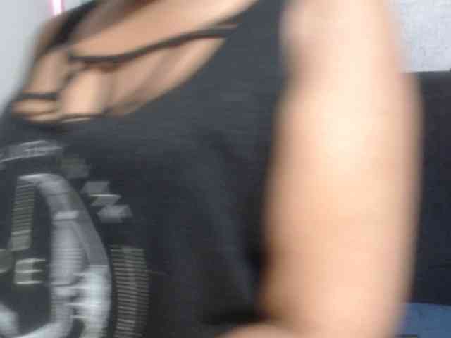 Sheila80 webcam