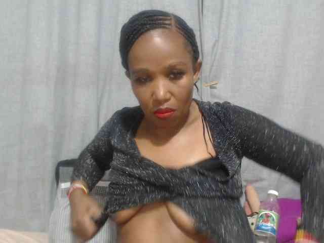 Sheila80 webcam